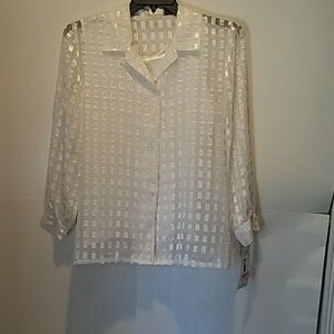 2 piece shirt. petite medium